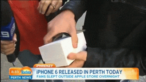 Australian-Drops-His-New-iPhone6